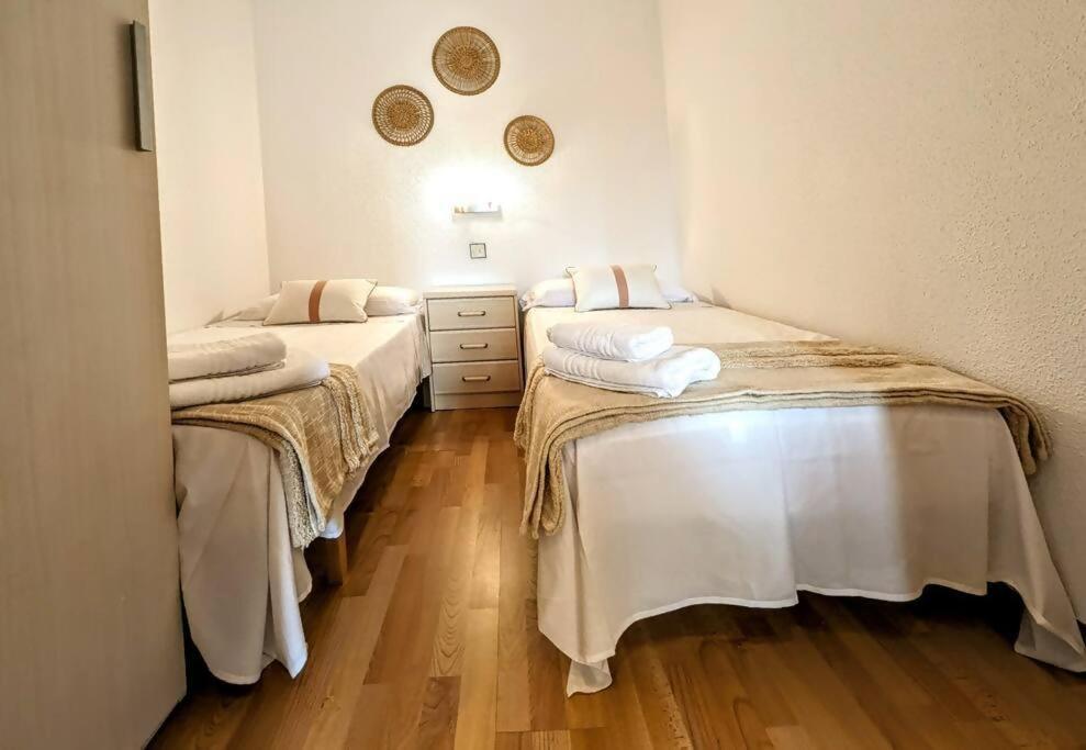 Apartamento Piscina En Platja Daro By Host&Joy Platja d'Aro Esterno foto